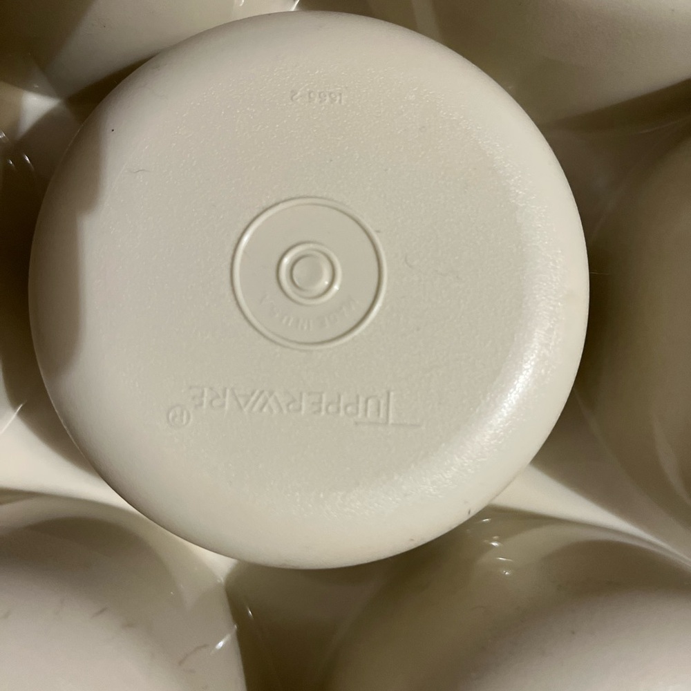Tupperware Cream Divided Serving Platter - Picture 8 of 10